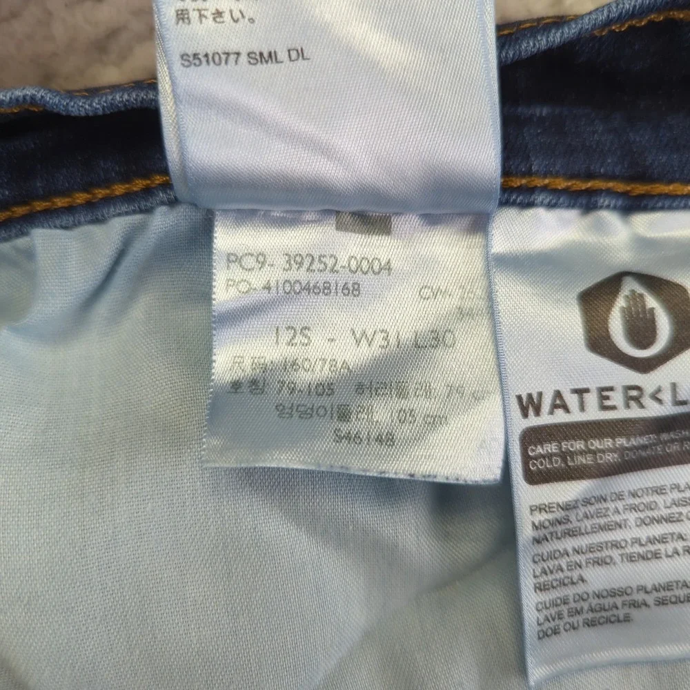Levi's Classic Bootcut Jeans Women Size 12 Short Medium‎ Wash Denim Stretch